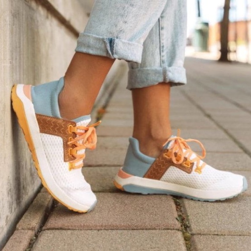 Olukai Wailuku Sneaker 9.5